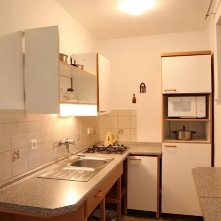 Apartment Ubytovani Na Hluboke Hluboka nad Vltavou