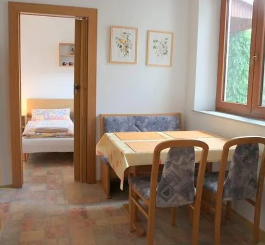 Apartmán Na Hluboké *
